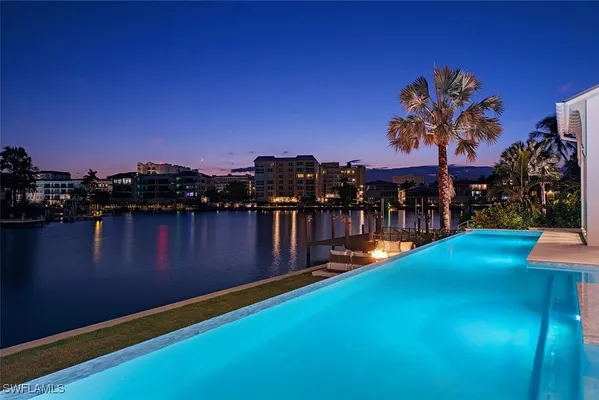 Property Slideshow image 3 of 50 | 306 spring line dr, Naples, FL, 34102