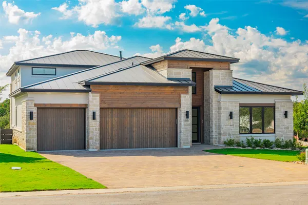 Property Slideshow image 2 of 39 | 105 manciano, Horseshoe Bay, TX, 78657