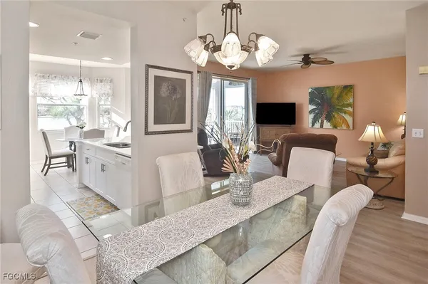 Property Slideshow image 3 of 40 | 8076 queen palm ln apt 436, Fort Myers, FL, 33966