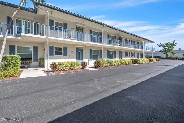 Property Slideshow image 3 of 50 | 325 charlemagne blvd b103, Naples, FL, 34112