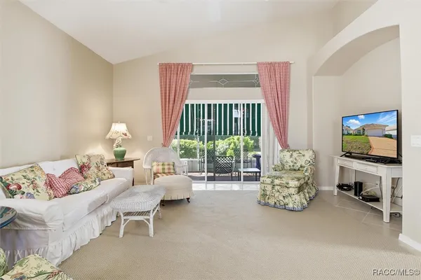 Property Slideshow image 2 of 41 | 906 w silver meadow loop, Hernando, FL, 34442