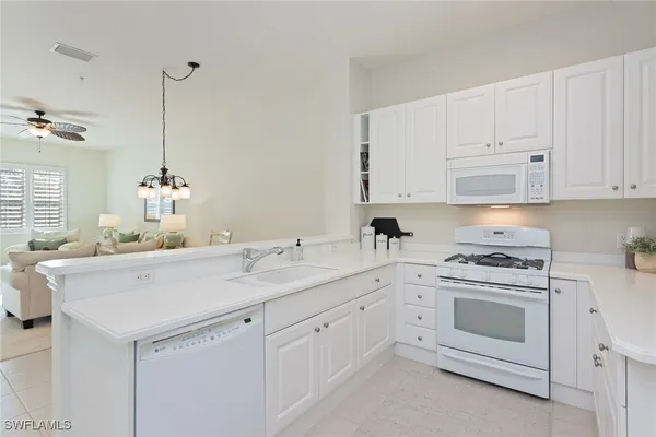 Property Slideshow image 3 of 50 | 9224 campanile cir 202, Naples, FL, 34114