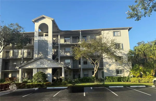 Property Slideshow image 2 of 35 | 12501 sw 14th st r314, Pembroke Pines, FL, 33027