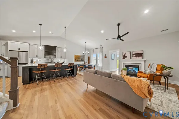 Property Slideshow image 3 of 27 | 10422 odette estate ln s3, Mechanicsville, VA, 23116