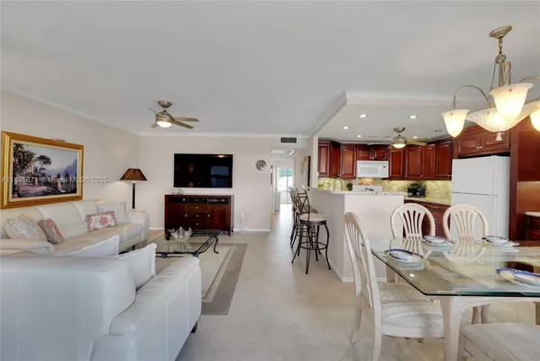 Property Slideshow image 3 of 47 | 115 grantham a # 115, Deerfield Beach, FL, 33442