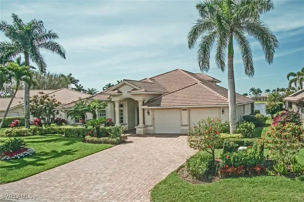 Property Slideshow image 2 of 32 | 8007 tiger lily dr, Naples, FL, 34113