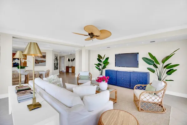 Property Slideshow image 3 of 36 | 5055 n harbor dr 302, Vero Beach, FL, 32967