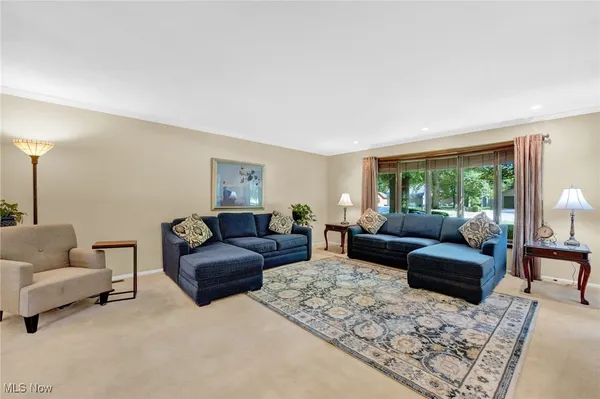 Property Slideshow image 3 of 37 | 8746 barton dr, Strongsville, OH, 44149