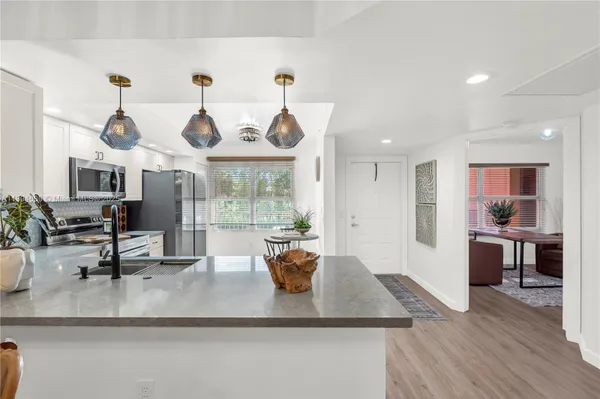 Property Slideshow image 3 of 18 | 701 sw 142nd ave 208s, Pembroke Pines, FL, 33027