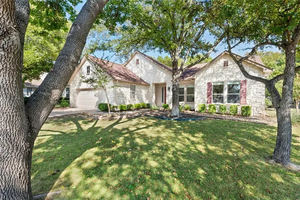 Property Slideshow image 2 of 35 | 106 waterlily ln, Georgetown, TX, 78633