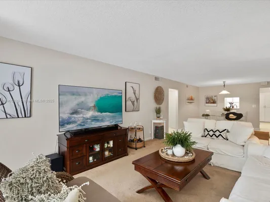 Property Slideshow image 2 of 41 | 2004 granada dr o2, Coconut Creek, FL, 33066