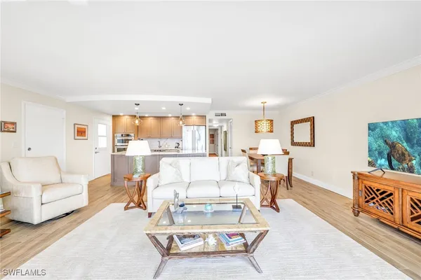 Property Slideshow image 3 of 30 | 222 harbour dr 310, Naples, FL, 34103