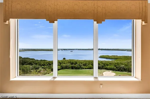 Property Slideshow image 3 of 26 | 4751 bonita bay blvd 1702, Bonita Springs, FL, 34134