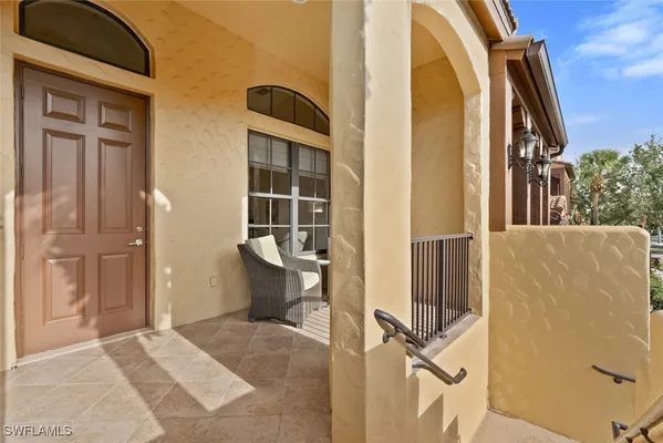 Property Slideshow image 2 of 38 | 9081 albion ln 6508, Naples, FL, 34113