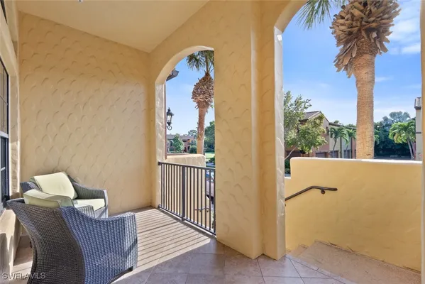 Property Slideshow image 3 of 38 | 9081 albion ln 6508, Naples, FL, 34113