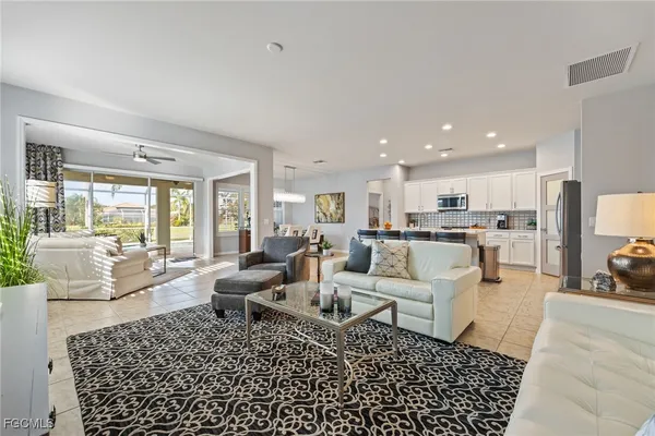 Property Slideshow image 2 of 50 | 15002 lure trl, Bonita Springs, FL, 34135