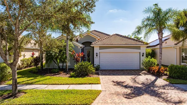 Property Slideshow image 2 of 50 | 8516 benelli ct, Naples, FL, 34114