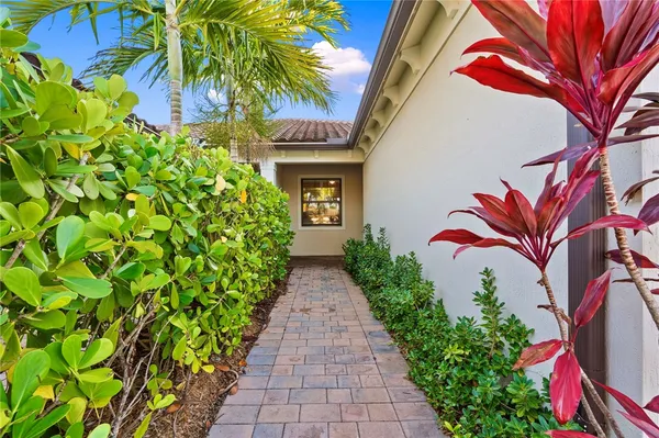 Property Slideshow image 3 of 34 | 5208 unity sq, Vero Beach, FL, 32967