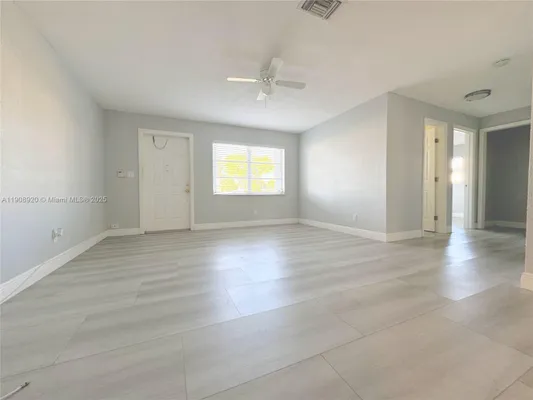 Property Slideshow image 3 of 30 | 300 nw 28th ct, Pompano Beach, FL, 33064