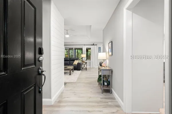 Property Slideshow image 3 of 66 | 19 fernwood trl, Hilton Head Island, SC, 29926