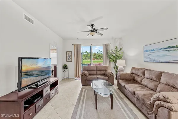 Property Slideshow image 3 of 11 | 10341 heritage bay blvd 1915, Naples, FL, 34120