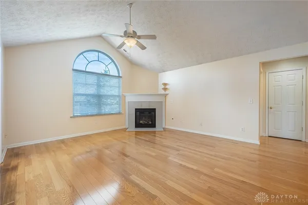 Property Slideshow image 3 of 27 | 3341 greenburn rd, Beavercreek, OH, 45434