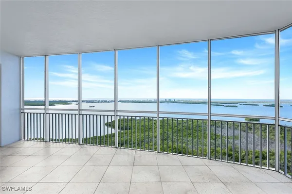 Property Slideshow image 3 of 50 | 4801 bonita bay blvd 2004, Bonita Springs, FL, 34134