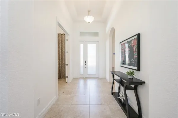 Property Slideshow image 3 of 38 | 2981 willow ridge ct, Fort Myers, FL, 33905