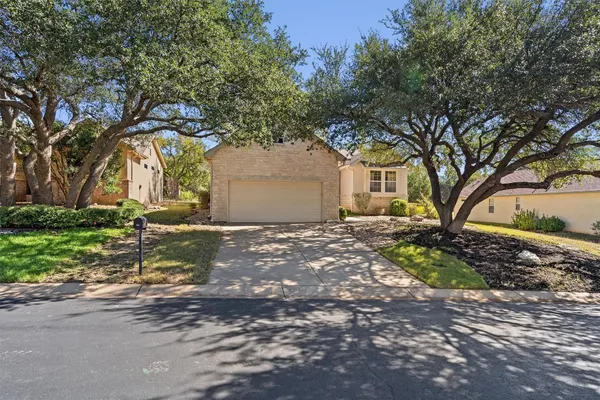 Property Slideshow image 2 of 28 | 116 larkspur ln, Georgetown, TX, 78633