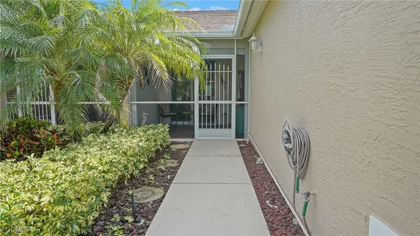 Property Slideshow image 2 of 27 | 14162 hilton head dr, Fort Myers, FL, 33919