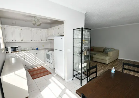 Property Slideshow image 3 of 29 | 197 newport l # 197, Deerfield Beach, FL, 33442