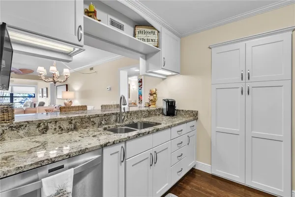 Property Slideshow image 2 of 36 | 33 plantation dr 106, Vero Beach, FL, 32966