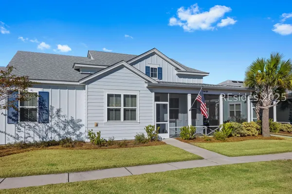 Property Slideshow image 2 of 42 | 141 sandbar ln 101, Hardeeville, SC, 29927