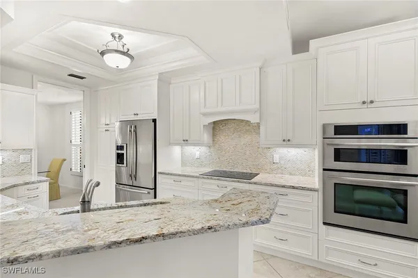 Property Slideshow image 2 of 47 | 8460 abbington cir 1811, Naples, FL, 34108