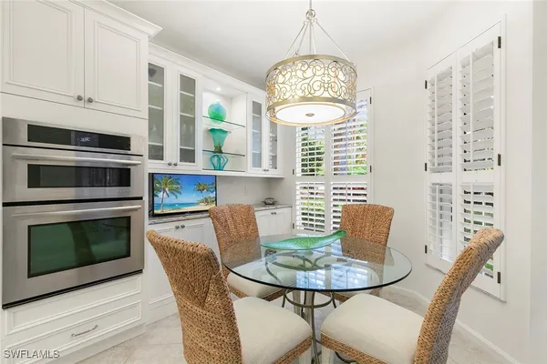 Property Slideshow image 3 of 47 | 8460 abbington cir 1811, Naples, FL, 34108