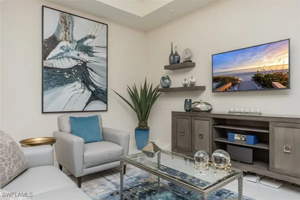 Property Slideshow image 2 of 30 | 605 el camino real 102, Naples, FL, 34119