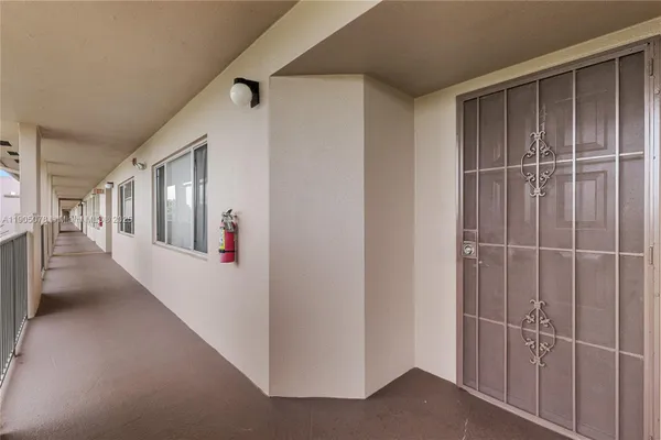 Property Slideshow image 3 of 35 | 12550 sw 15th st 411e, Pembroke Pines, FL, 33027