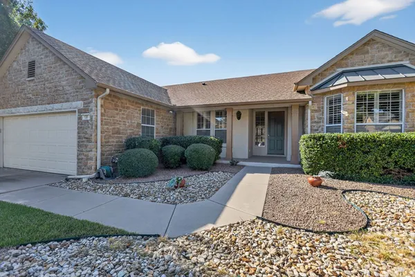 Property Slideshow image 2 of 33 | 130 crepe myrtle ln, Georgetown, TX, 78633