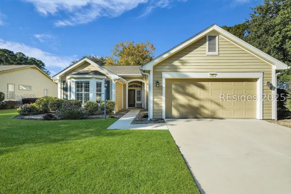 Property Slideshow image 2 of 63 | 105 fort beauregard ln, Bluffton, SC, 29909