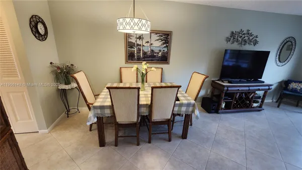 Property Slideshow image 3 of 42 | 2132 cambridge f # 2132, Deerfield Beach, FL, 33442
