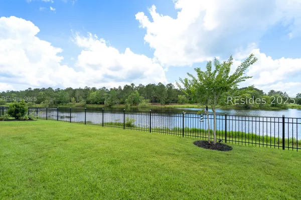 Property Slideshow image 3 of 48 | 327 river oak way, Hardeeville, SC, 29927