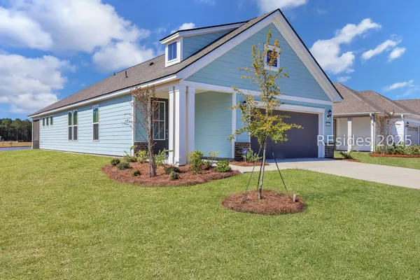 Property Slideshow image 3 of 28 | 209 aurora way, Bluffton, SC, 29909