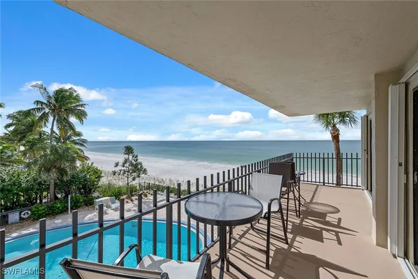 Property Slideshow image 2 of 31 | 3399 gulf shore blvd 309, Naples, FL, 34103