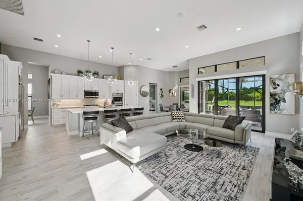 Property Slideshow image 2 of 75 | 12065 kalmar cir n, Parkland, FL, 33076