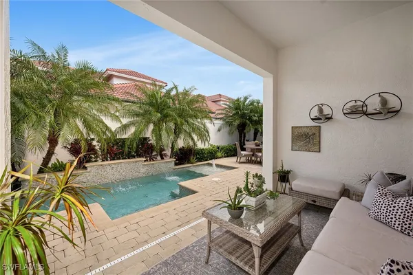 Property Slideshow image 2 of 22 | 7924 cordoba pl, Naples, FL, 34113
