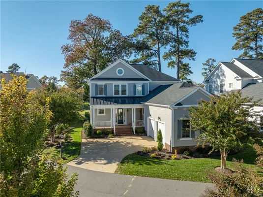 Property Slideshow image 2 of 13 | 622 dock lndg, Williamsburg, VA, 23185