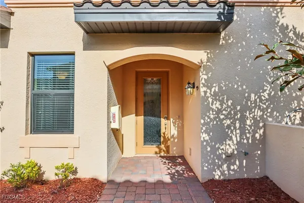 Property Slideshow image 3 of 42 | 28000 cookstown ct 3204, Bonita Springs, FL, 34135