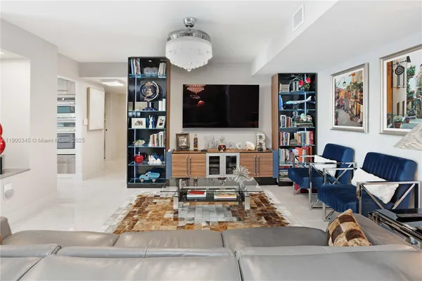 Property Slideshow image 3 of 48 | 1201 s ocean dr apt 2505n, Hollywood, FL, 33019