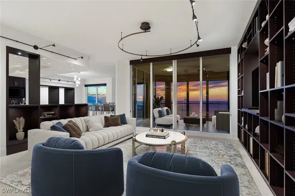 Property Slideshow image 3 of 15 | 8787 bay colony dr 2004/2005, Naples, FL, 34108