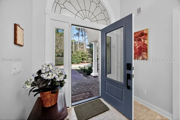 Property Slideshow image 3 of 76 | 14 pheasant run, Hilton Head Island, SC, 29926